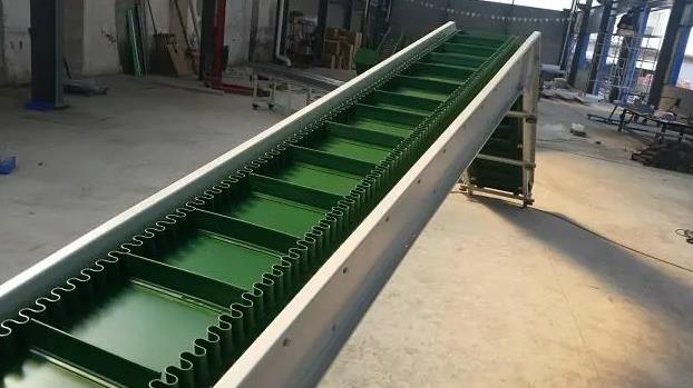 大同Z型裙边皮带给料机